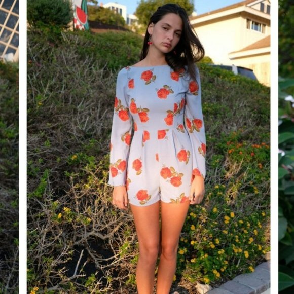 NEW Urban Outfitters Floral Lace-Up-Back Romper XS - Picture 3 of 5